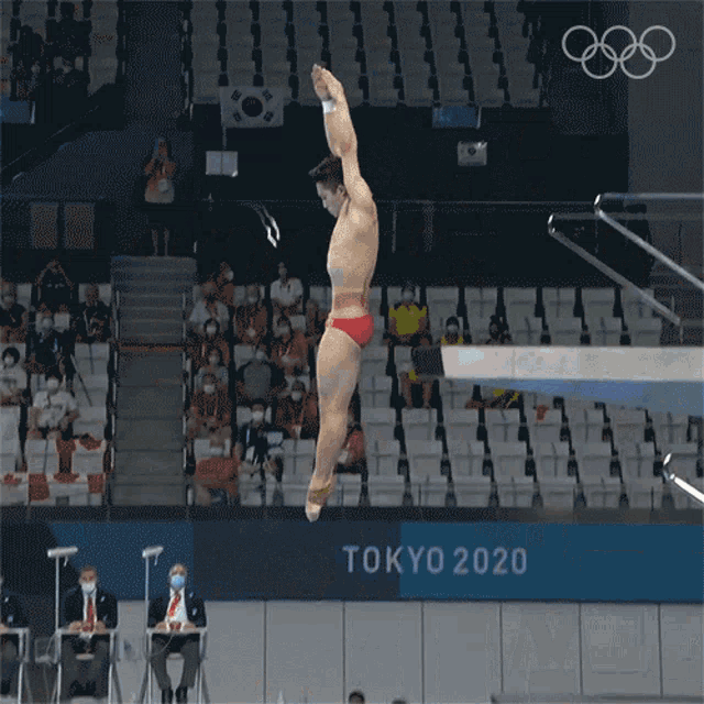 rolling-wang-zongyuan.gif