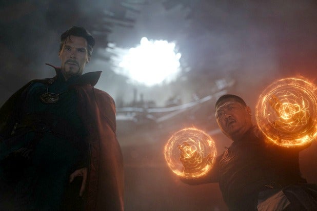 avnegers-infinity-war-doctor-strange-wong.jpg