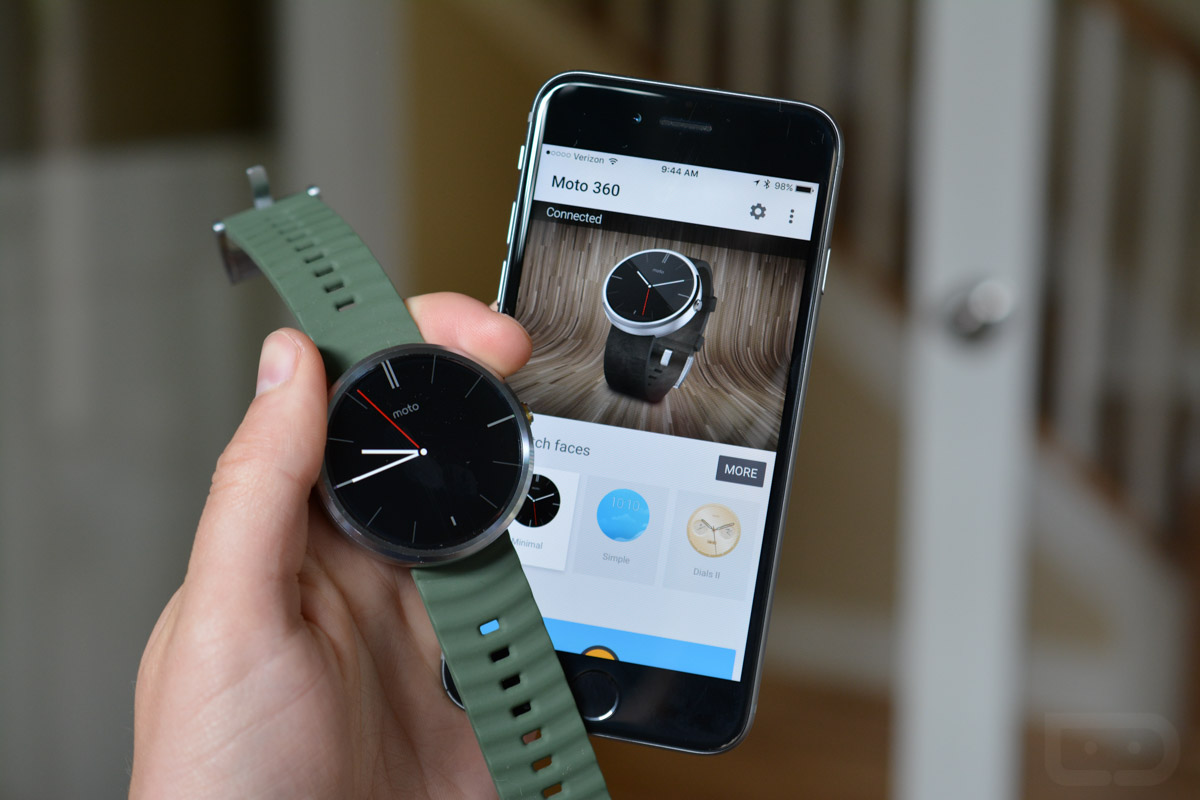 moto-360-iphone-2.jpg