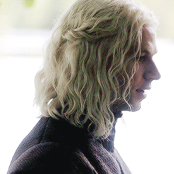 tumblr_ove0xoqG981tgbyhyo2_r1_250.gif