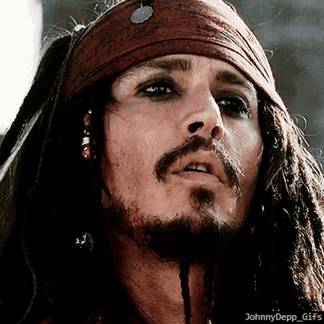 johnny-depp-captain-jack-sparrow.gif