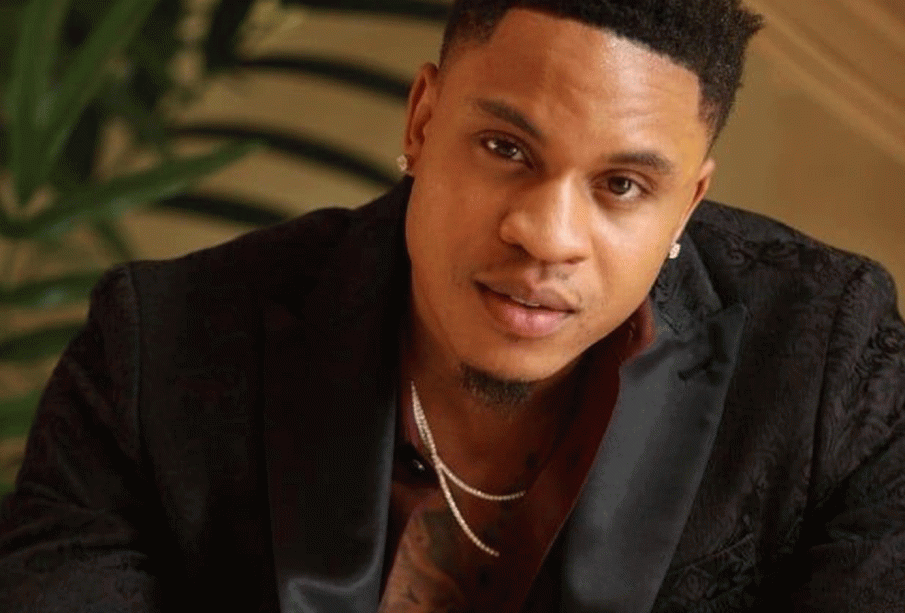 rotimi-905x613.gif