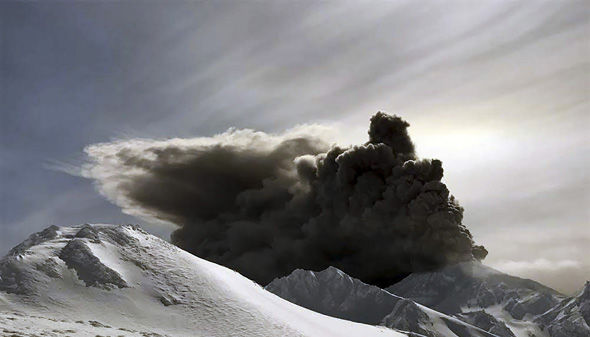 kambalny-volcano-880270.jpg