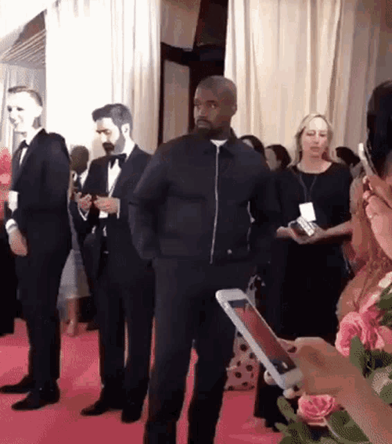 kanye-west-disgusted.gif
