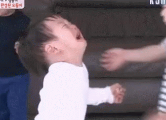 minguk-hug.gif