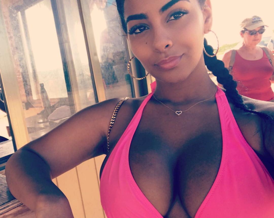 AyishaDiazAruba1.jpg