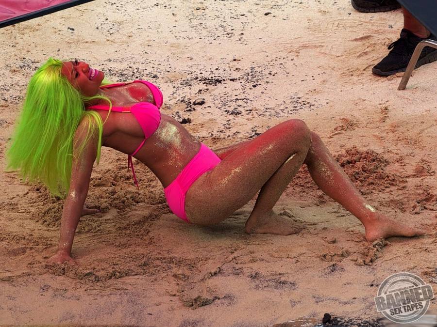nicki-minaj-011.jpg