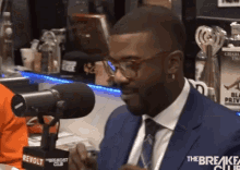 ray-j-glasses.gif