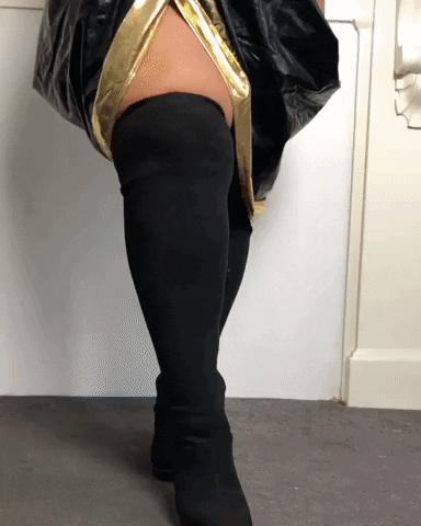giphy.gif