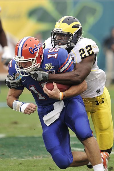 ncf_u_tebow_400.jpg