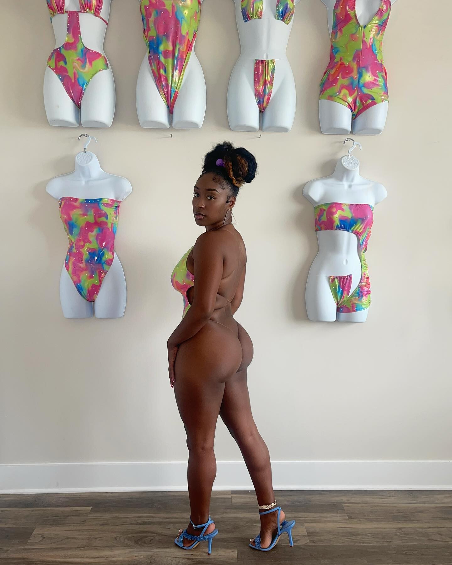 b24db0c25d64f69c62aa49711a4fa55d.jpg