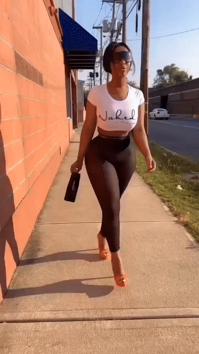 awa7a68dff80.gif