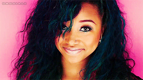 tumblr_lyrwv5d1vT1r72ia3o1_r1_500.gif
