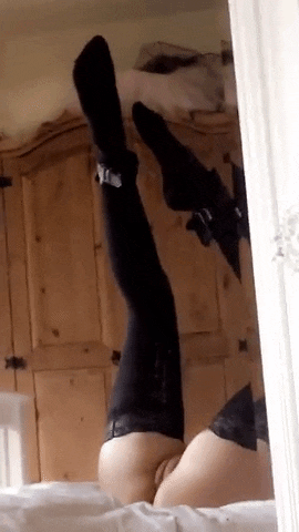 tumblr_onbozcAoA31stwgc3o1_400.gif