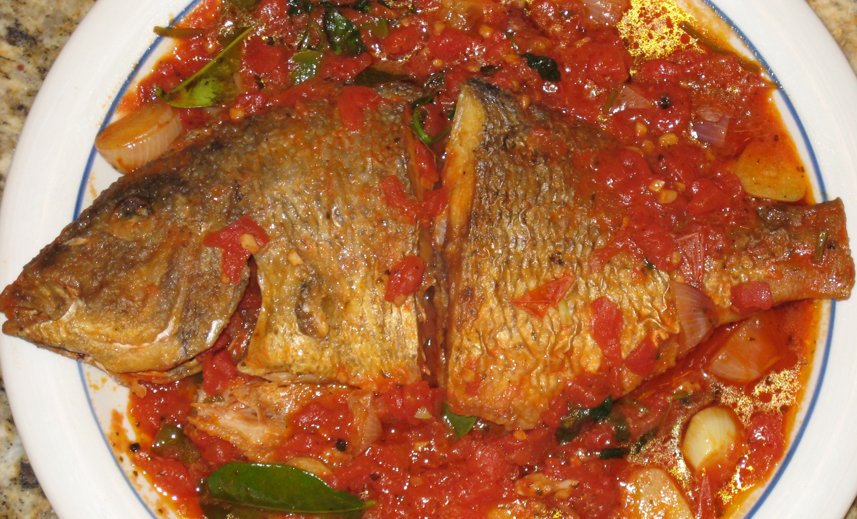 fried-fish-w-tomato-sauce.jpg