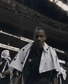 allen-iverson-stalk.gif