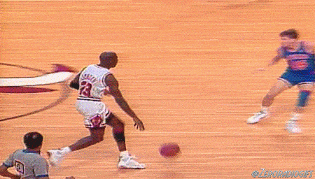 jordan-on-some-harlem-globetrotter-hit.gif
