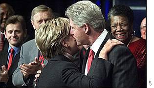 _1081105_angelou_clinton300.jpg