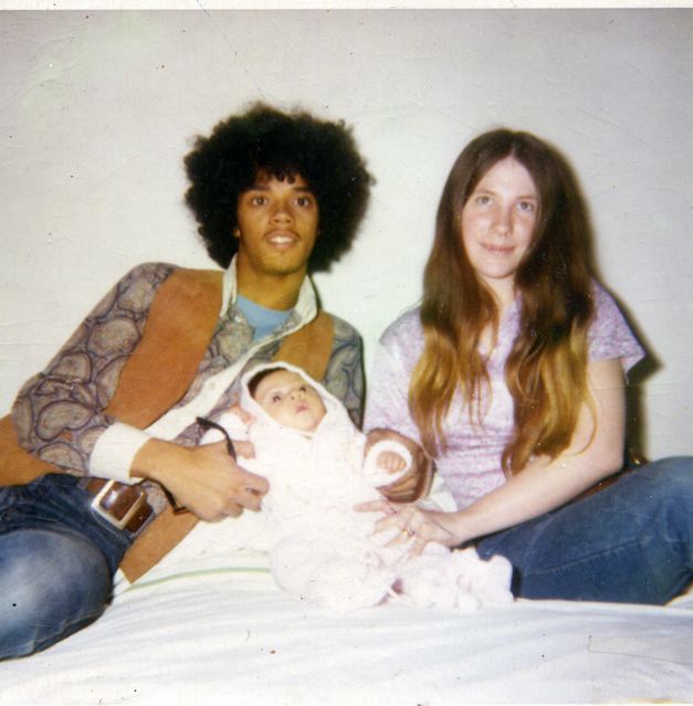 19700600%20Sasha%20M%20&%20D.jpg