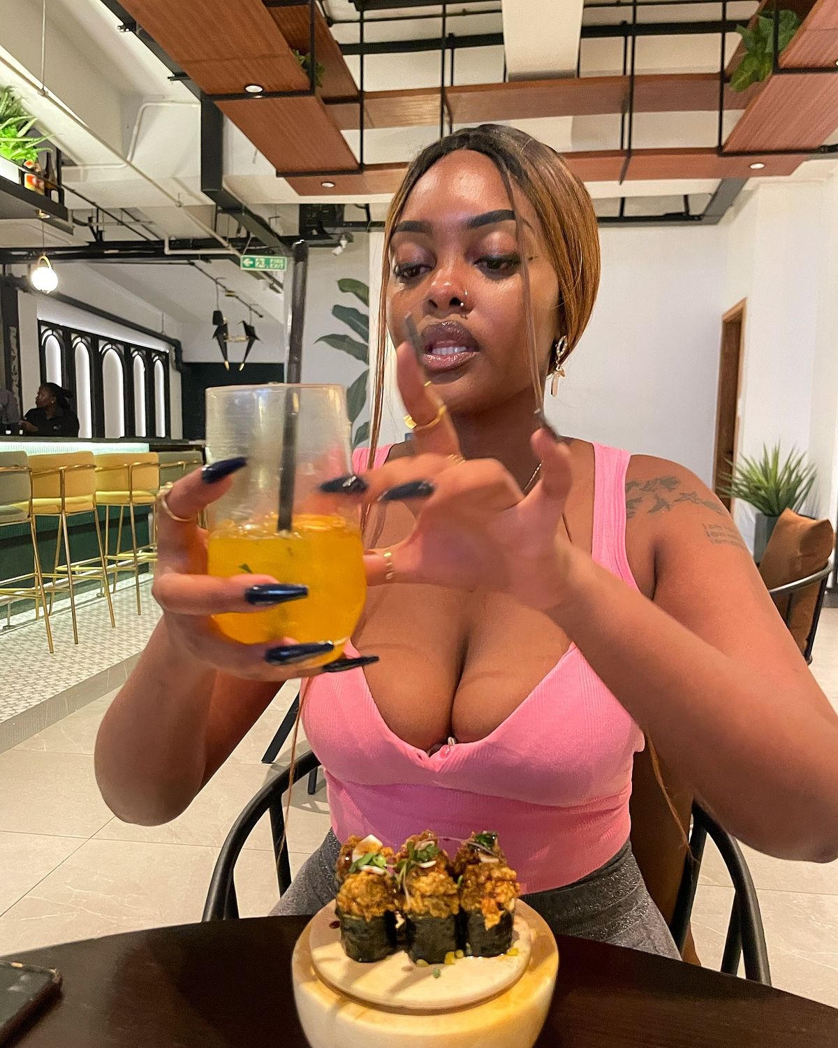 e32db32e355c54612e2c5661962ddfb1.jpg