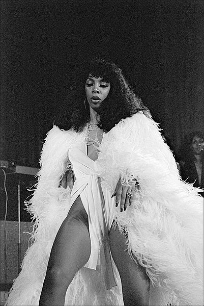 donna_summer_plumage_std.jpg