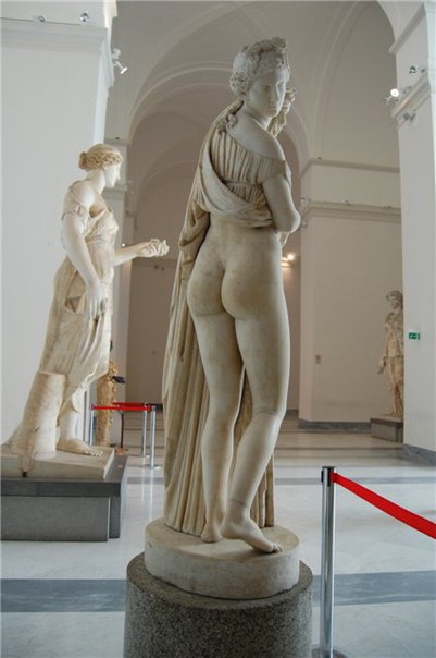 wrwCpUELNU4.jpg