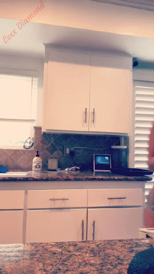 njfq5M.gif