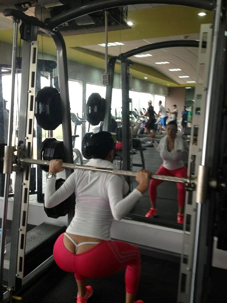 sexy-squats.jpg