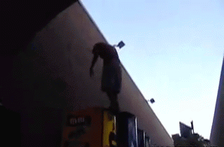 ParkourFailBackflipBadly_thumb.gif