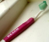 toothbrush01.jpg