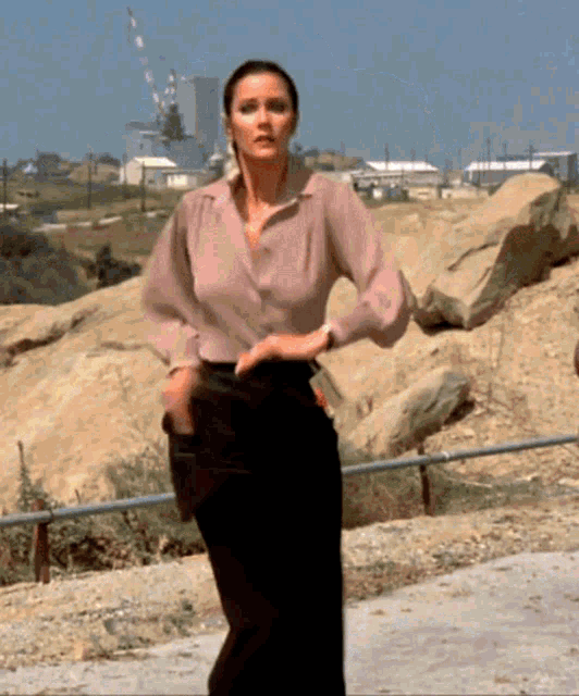 lynda-carter-transformation.gif
