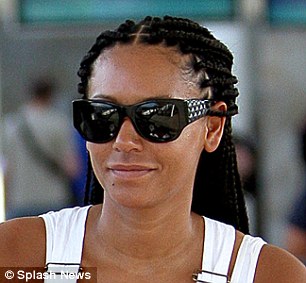 1411387745638_wps_46_EXCLUSIVE_EXCLUSIVE_Credi.jpg