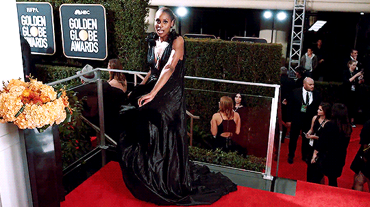tumblr_p281zxHSBX1tjro1qo1_540.gif