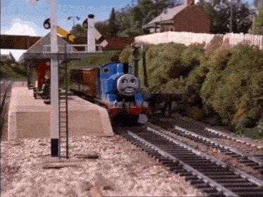 thomas-thomas-the-tank-engine.gif