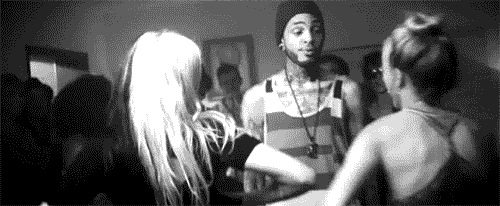 tumblr_lb0gptwfVK1qa736so1_500.gif