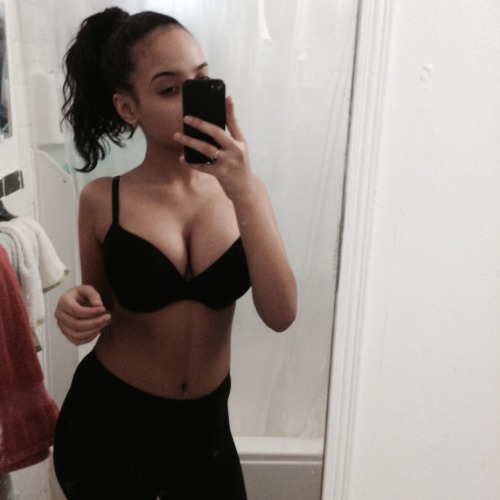 tumblr_myuhl7TgHr1r5s4pso1_500.jpg