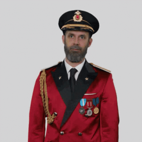 captain-obvious-slow-clap-pycym4aghjev2cp0.gif