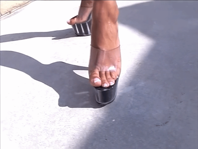 a29df99aad3d69084bd3ec6e3faa4742.gif