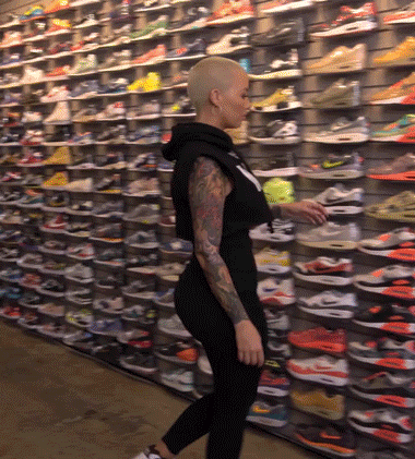 tumblr_o9vko1r0jm1unc2kwo2_400.gif
