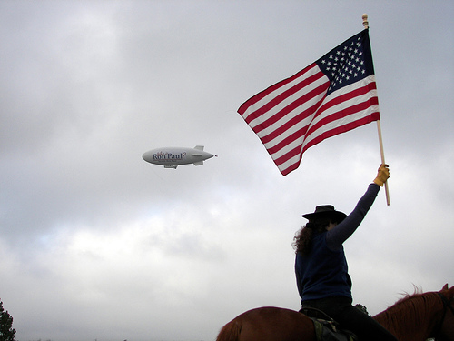 ron-paul-blimp.jpg