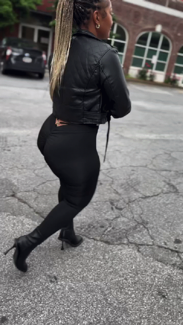 walk95.gif