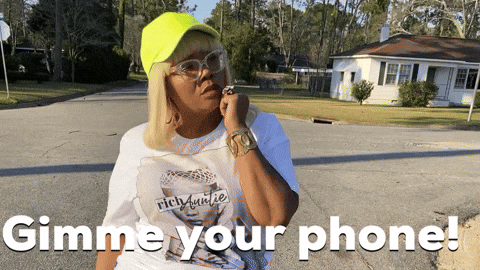 giphy.gif