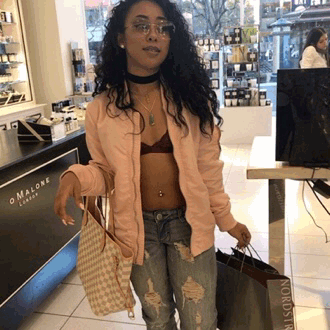 tumblr_olidq0Y92f1s0ip9bo1_400.gif