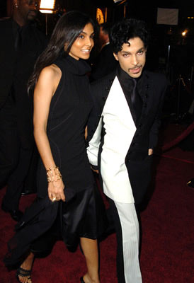 Prince%20with%20Manuela%20Testolini,%20Dec%208%20200.jpg