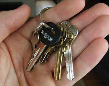 keychain-without-car-keys.jpg