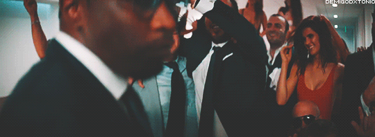tumblr_o1yjrdlcKk1rqe0rbo1_540.gif