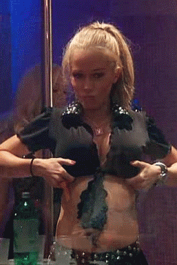 9jyfu8a19juh1.gif