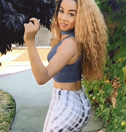 tumblr_ocdbjaSiij1sll7qho1_250.gif