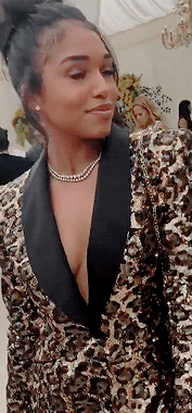 680174d77e74967dfd937621f0d54d22.gif