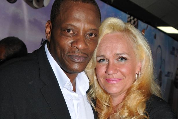 Alexander-ONeal-and-Wife.jpg